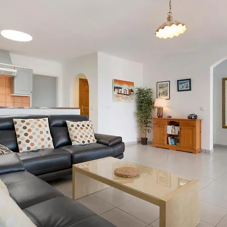 Апартаменты Puerto Chico 5 Коста Бланка